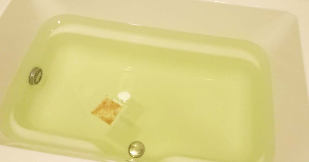バスソルト＆ハーブ『空想バスルーム　もうすぐ届く柚子だより』入浴剤の湯