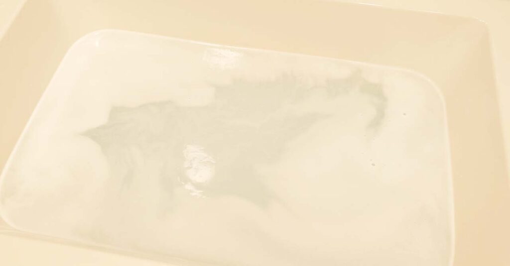 熱気芳香浴『ロウリュハニー フィンランドバスソーク ホワイトアネモネ』入浴剤の湯