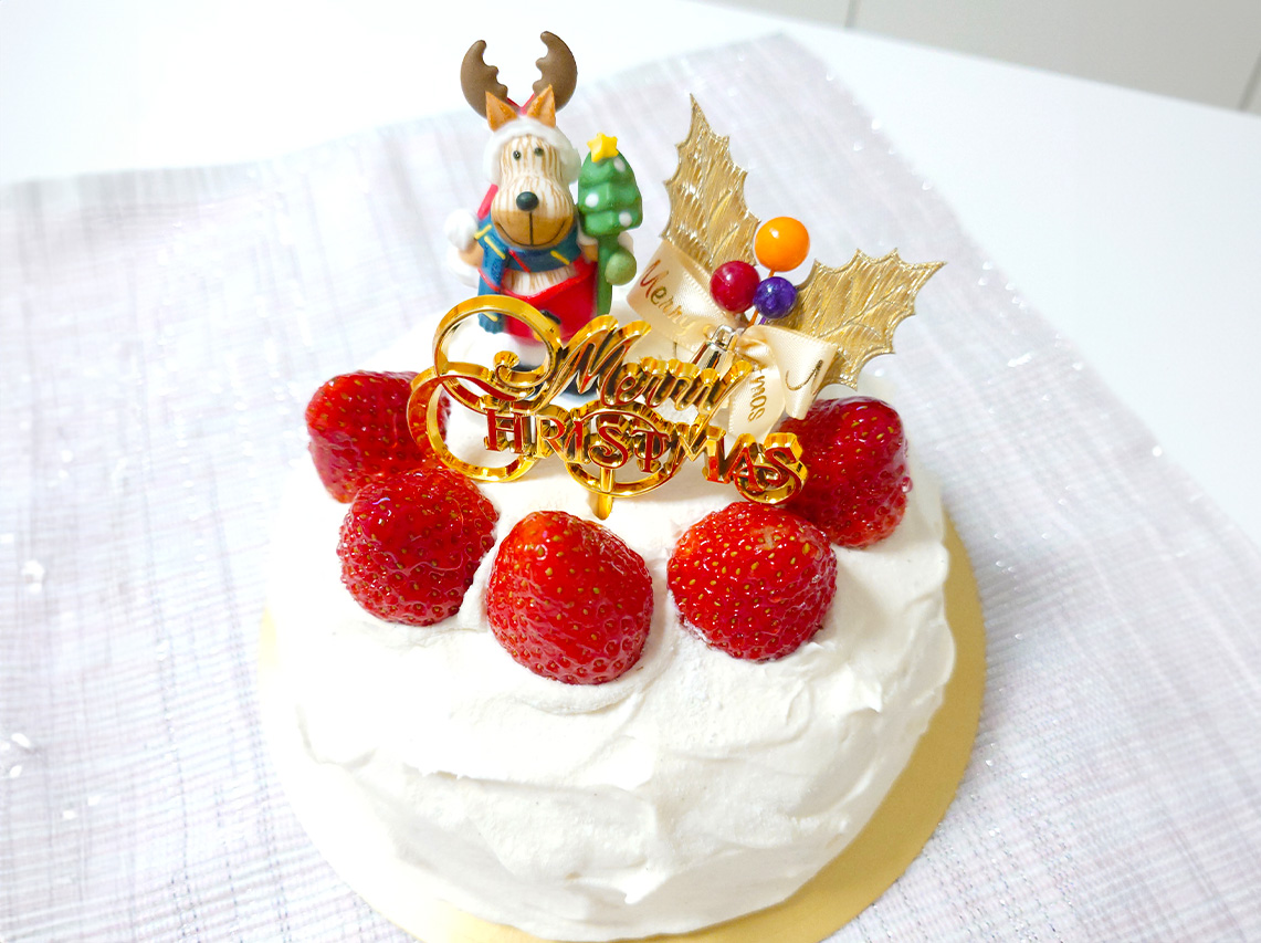 トシ・ヨロイズカのクリスマスケーキ